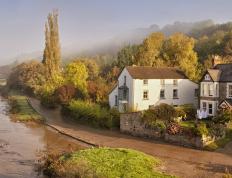 开云APP-烈焰与冰河，当凯恩点燃赛场，拉齐奥终结突尼斯神话