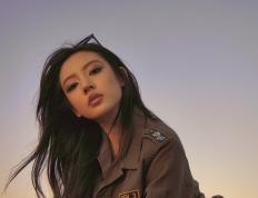 开云体育中国-波斯铁骑踏碎永恒之城，当皮克的铁骨撞上伊朗的钢铁洪流