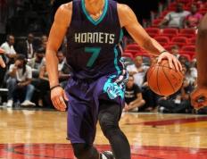 开云平台-热火逆转黄蜂，豪取两连胜的简单介绍