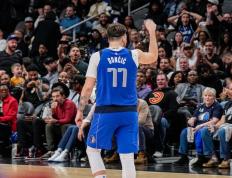 开云体育在线-法国男篮爆冷凯尔特人，特雷杨打破历史纪录