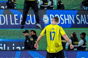 开云体育下载-FIFA电竞明星选手受伤退赛，引发热议