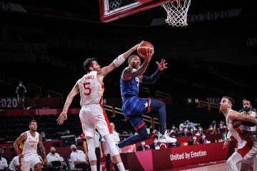 开云体育-包含美国男篮轻取魔术，丹尼·格林一己之力扛起全队的词条