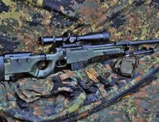 开云体育-钢铁洪流冲垮金色王权—记本赛季最令人窒息的攻防焦点战