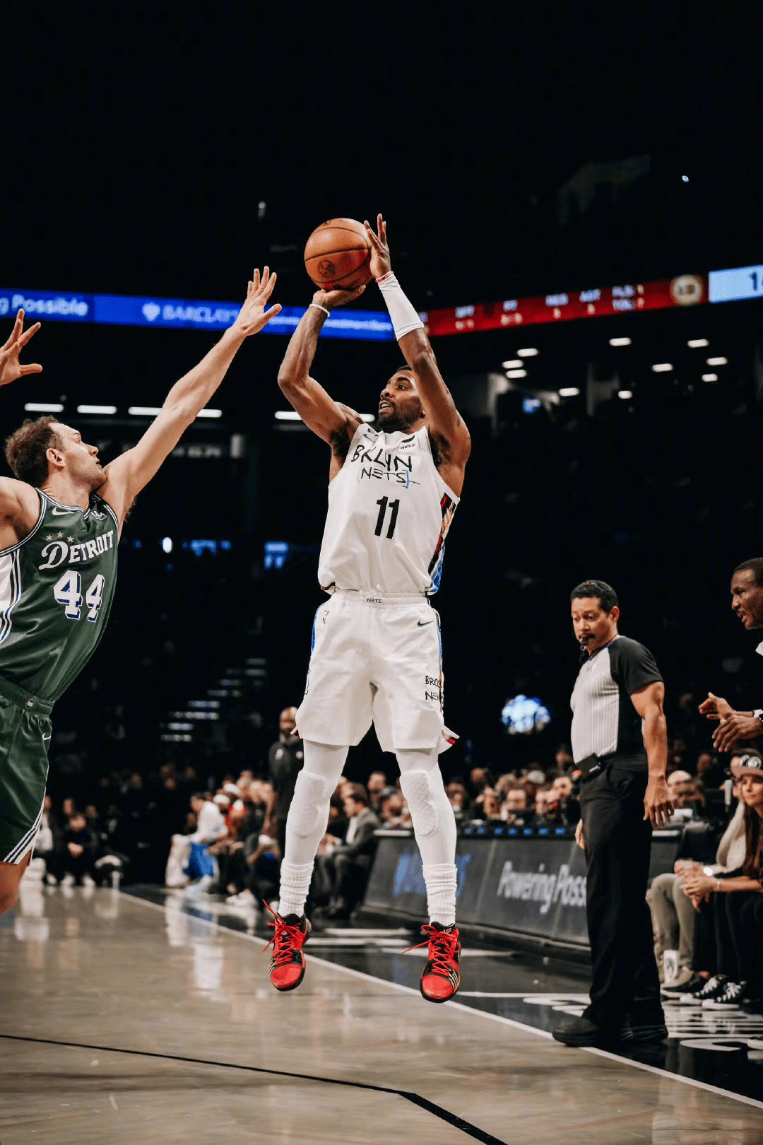 开云体育平台APP-篮网一波三连胜，成功反超篮球之神的简单介绍