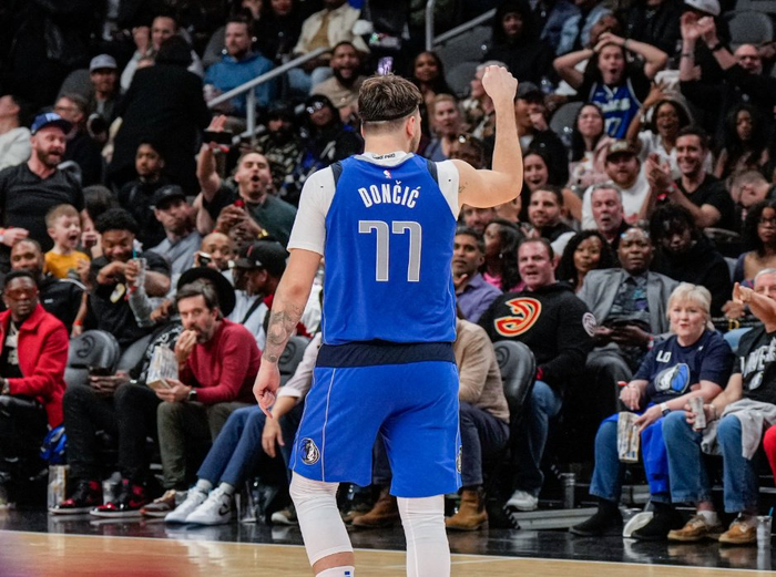 开云体育在线-法国男篮爆冷凯尔特人，特雷杨打破历史纪录