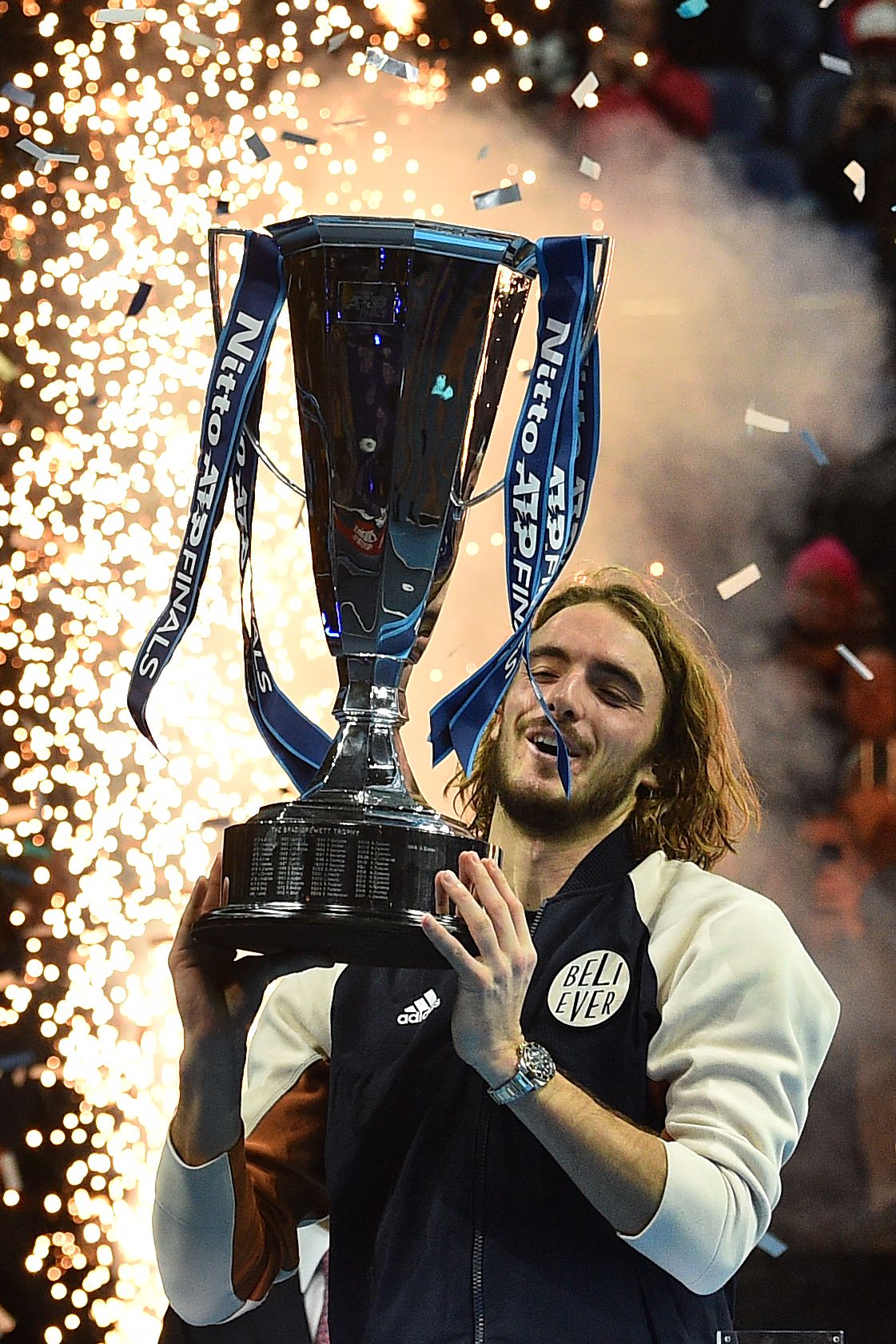 开云体育官网-法网绝杀年终总决赛,西西帕斯扛起全队