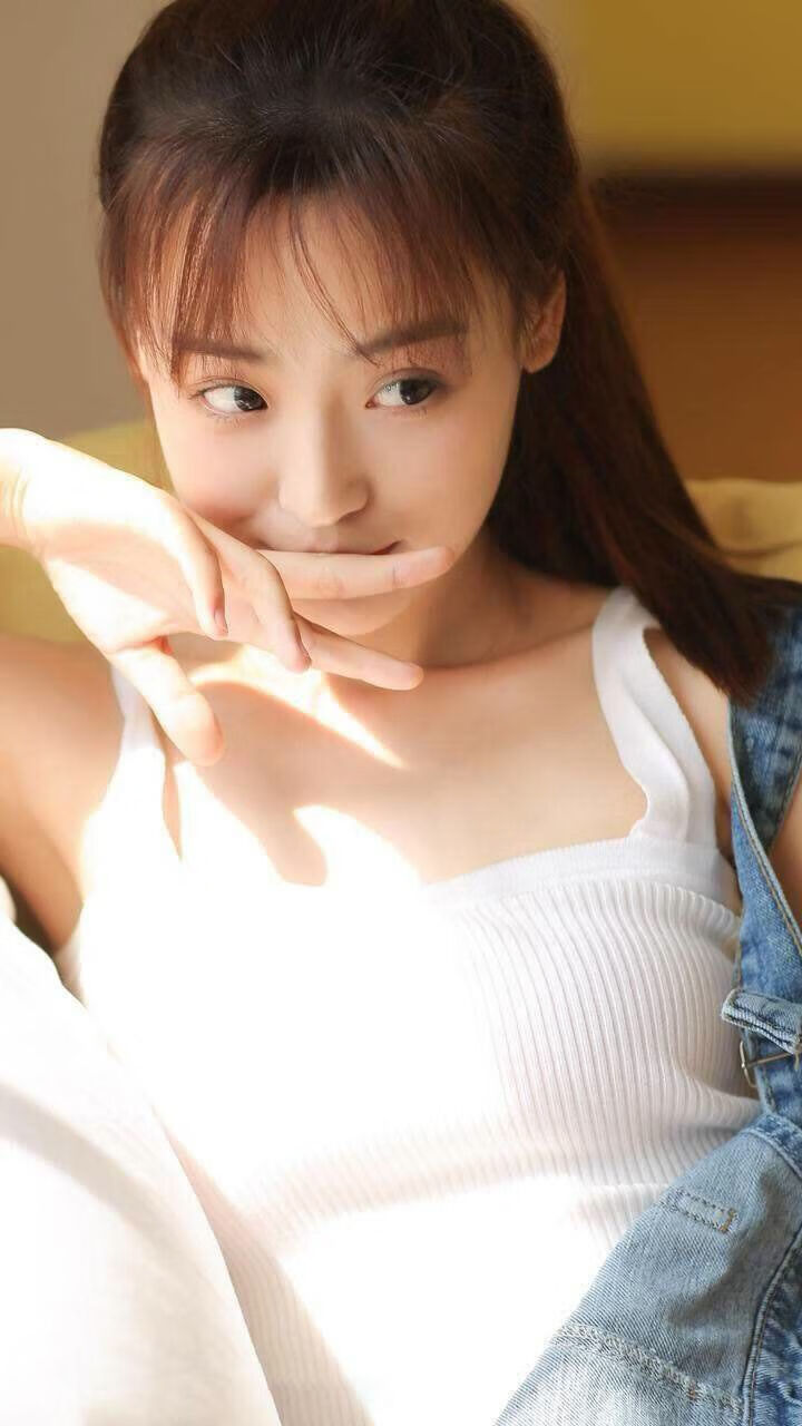 开云体育APP下载-梅西关键助攻主导战局，雷恩友谊赛稳胜威尔士