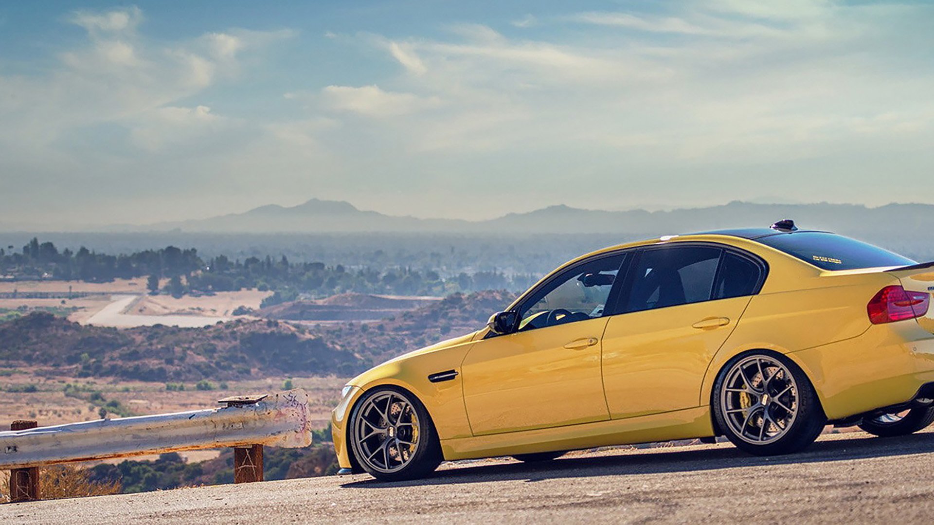 开云APP-富安健洋与德国战车，两种掌控背后的足球哲学革命