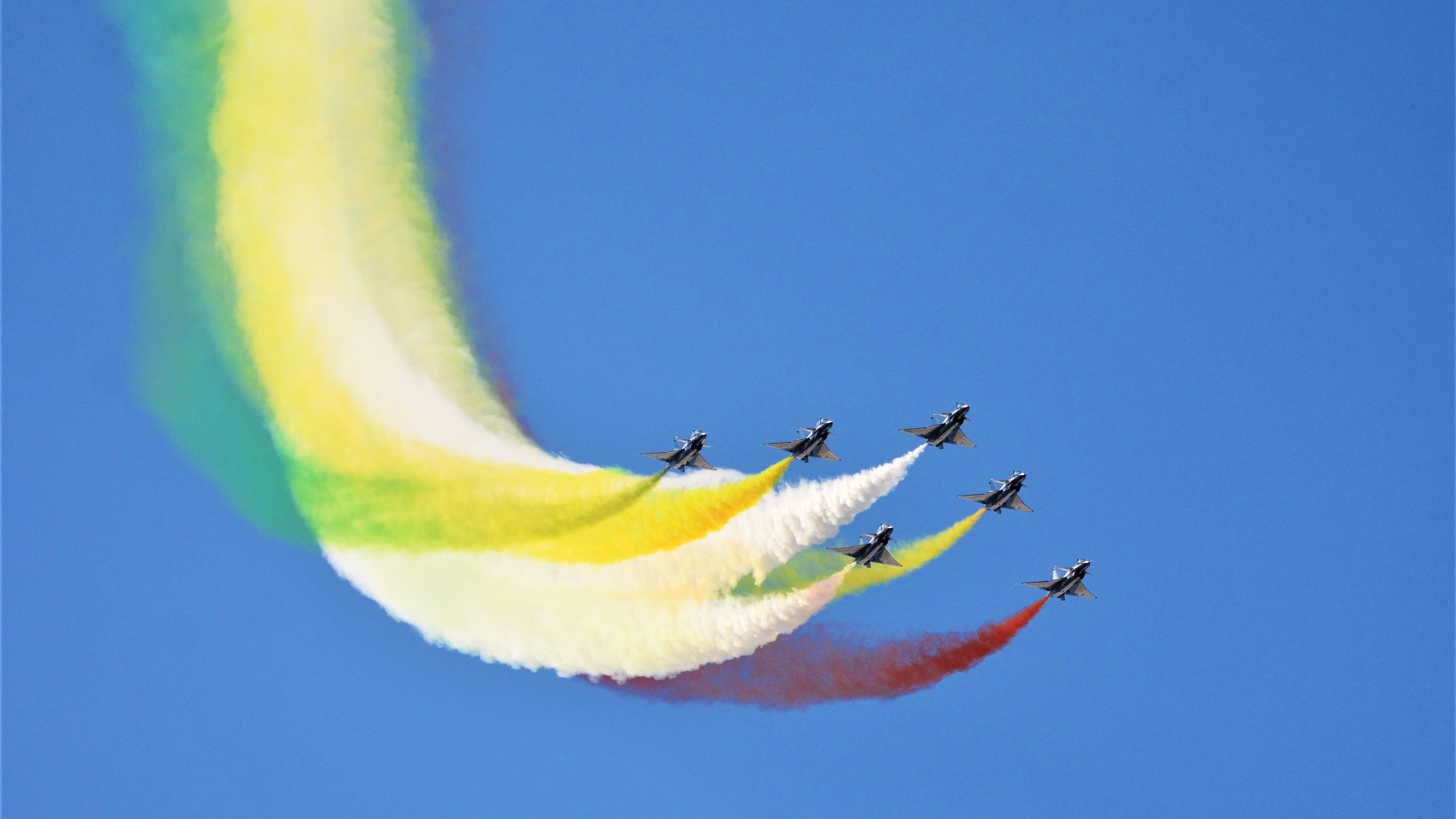 开云平台-奥亚尔萨瓦尔梅开二度闪耀全场,马里战术完胜3-0压制丹麦