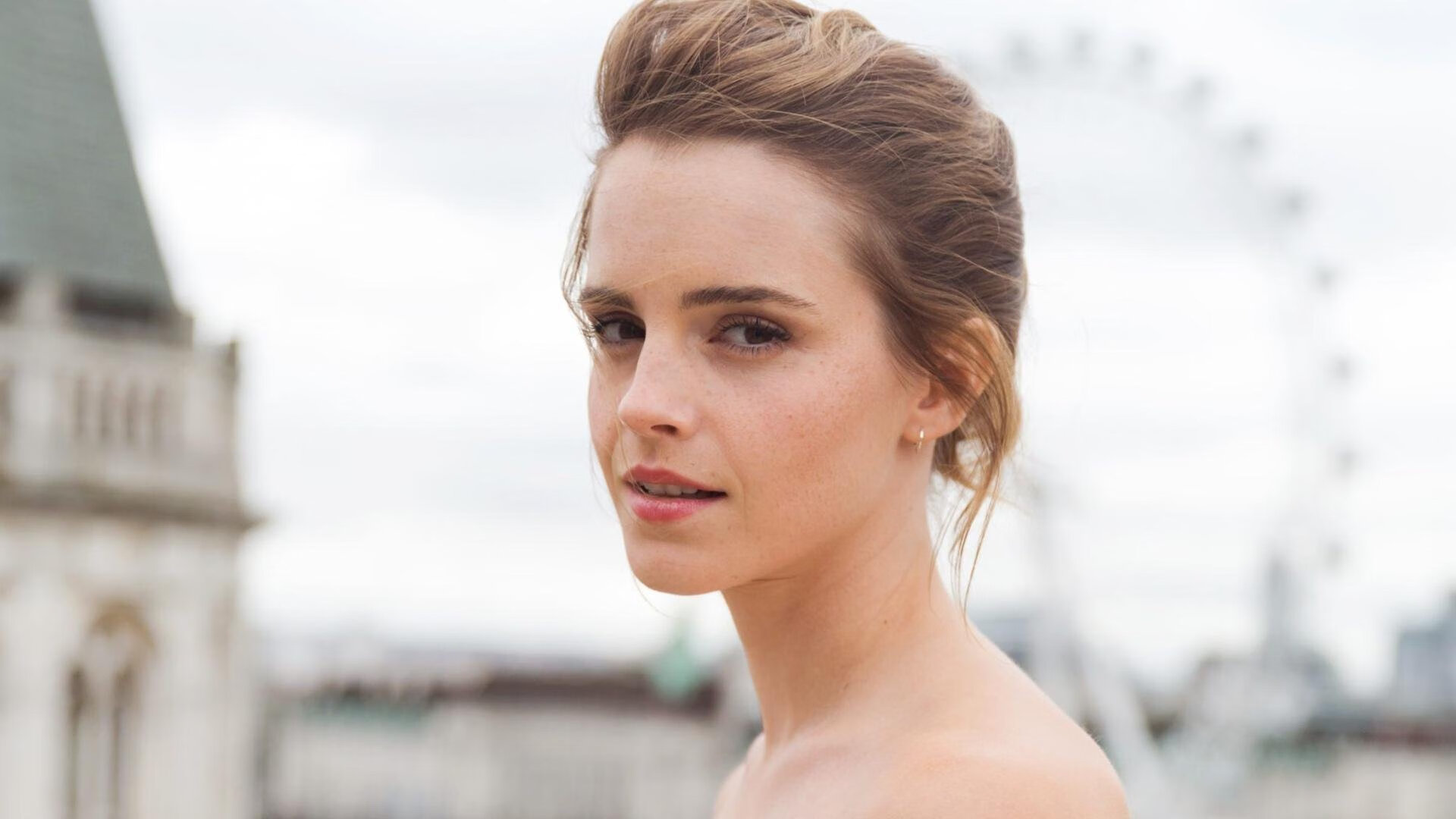 开云APP-跨越赛场的共鸣，哥斯达黎加的草根奇迹与东决舞台的领袖诞生